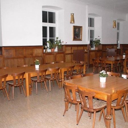 Nikolauskloster Jüchen エクステリア 写真